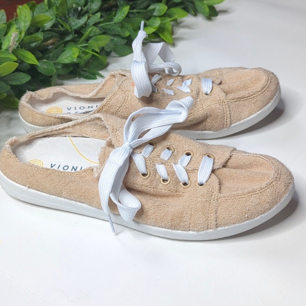 Vionic Beach Breeze mule sneaker slip on size 9.5
